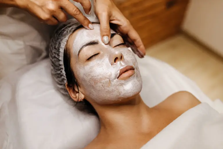 best Facial  service in Lucknow